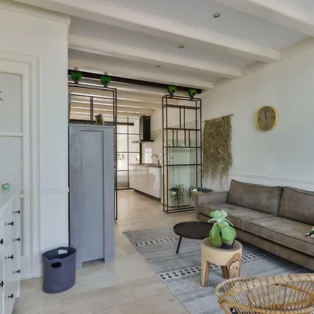 Appartement Loft With Light Garden Zandvoort